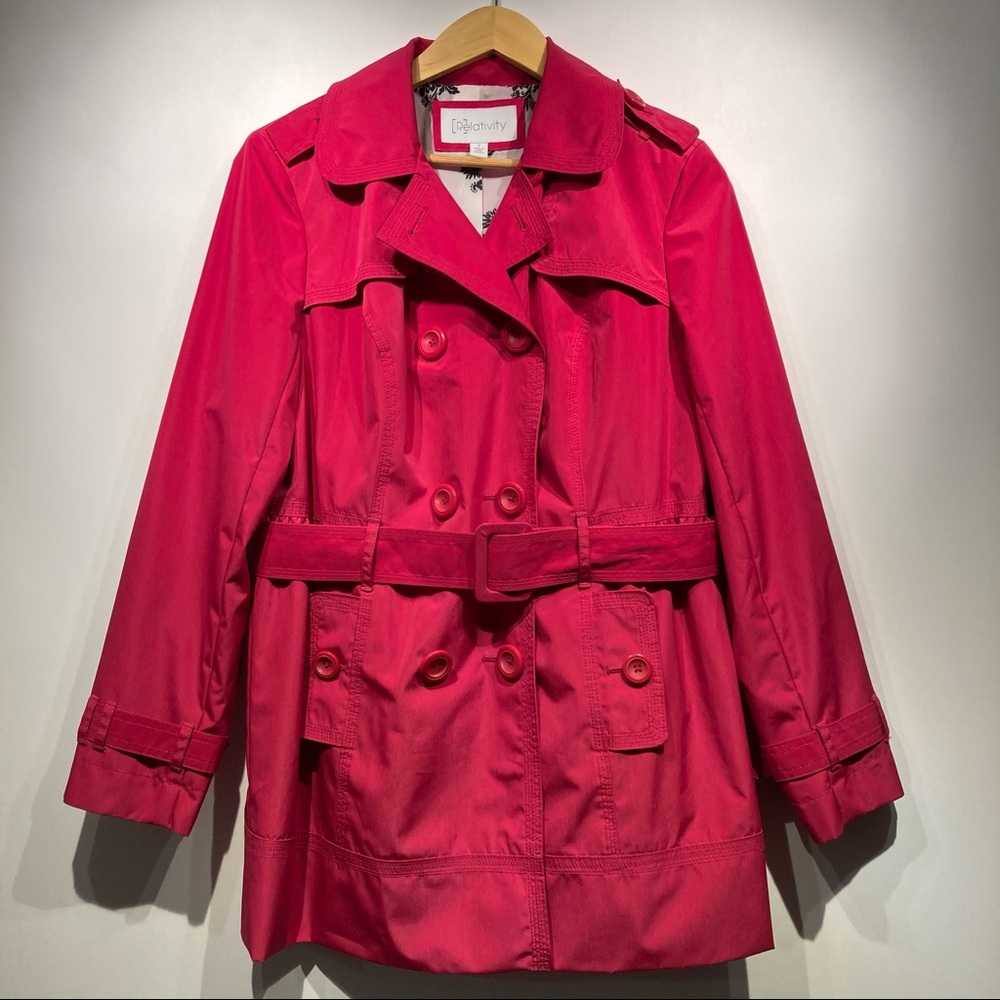 Relativity Trench Coat. Pink, Size Medium
